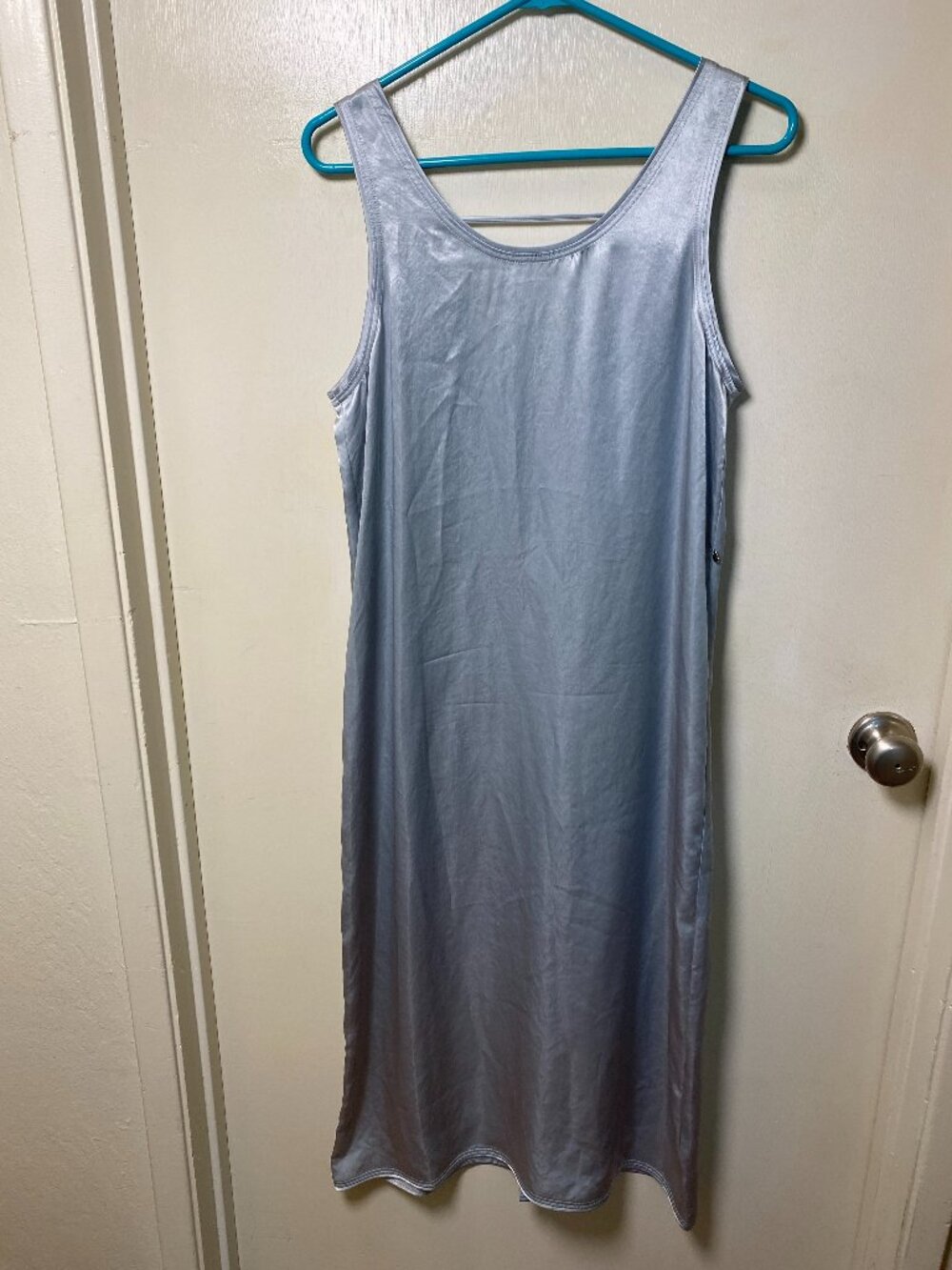 Metodo Di Gioia Silver Blue Satin Slip Dress Midi Sleeveless Size M  Description